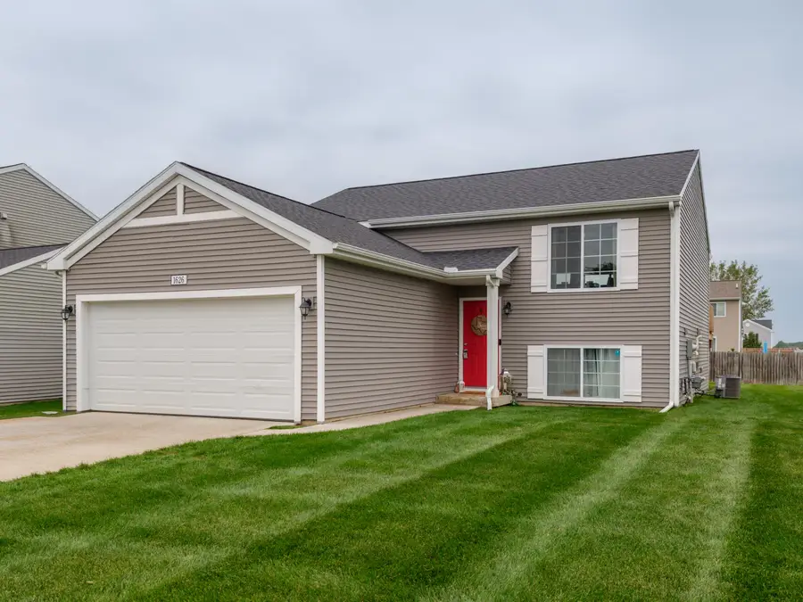 1626 Tea Pond Court, Vicksburg, MI 49097 - #2