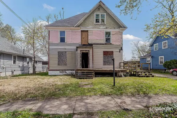 821 Clarence Street, Kalamazoo, MI 49001
