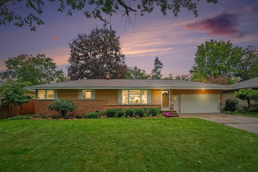 53 W 34th Street, Holland, MI 49423 - #2