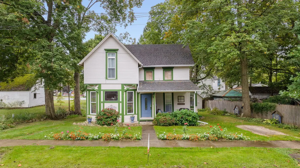 208 E Jefferson Street, Cassopolis, MI 49031 - #1