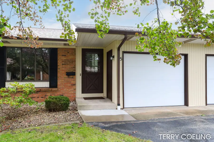 52 Old Mill Drive #5, Holland, MI 49423 - #2