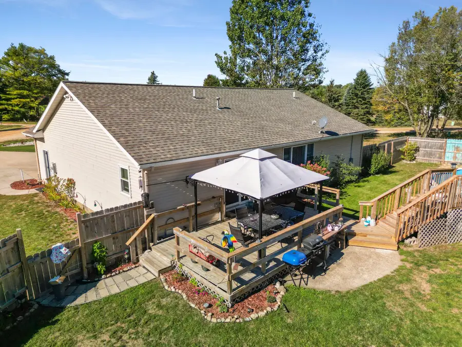 7902 S Ronda Drive, Fremont, MI 49412 - #3