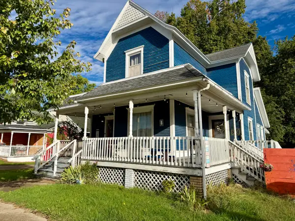 206 W Division Street, Dowagiac, MI 49047