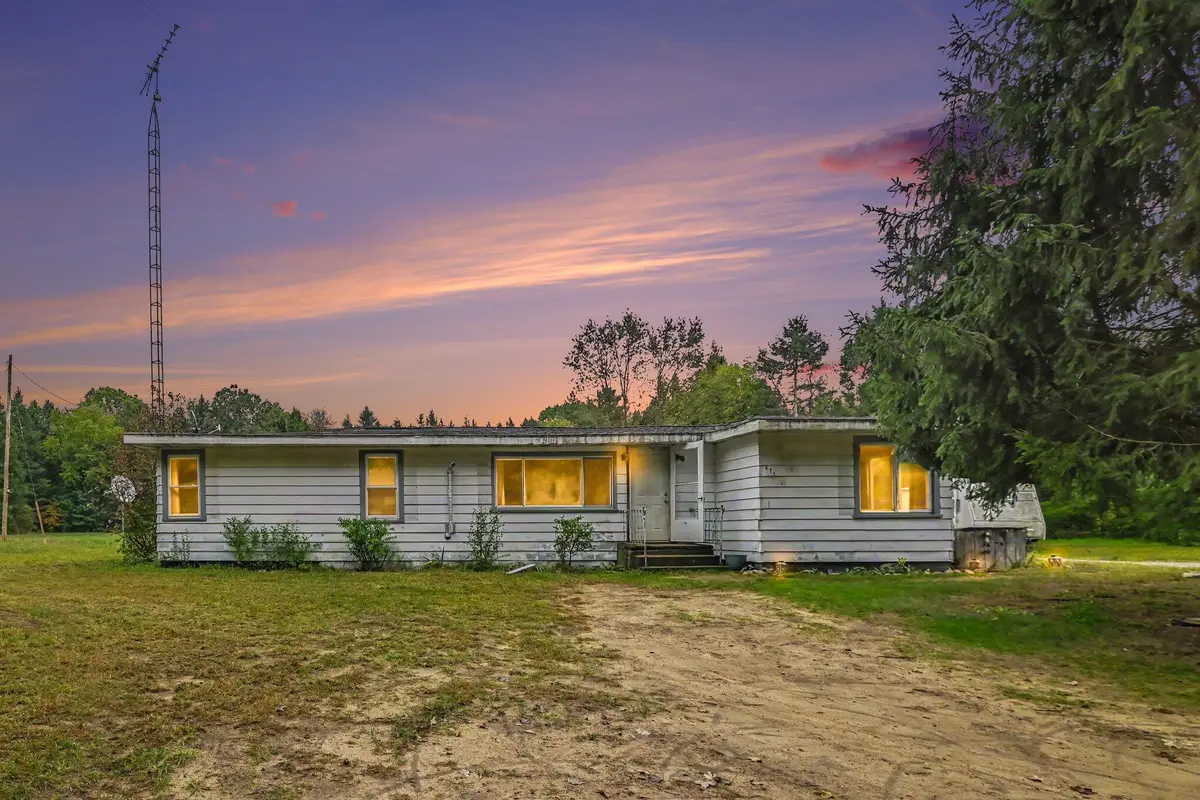 271 66th Street, South Haven, MI 49090 - #1