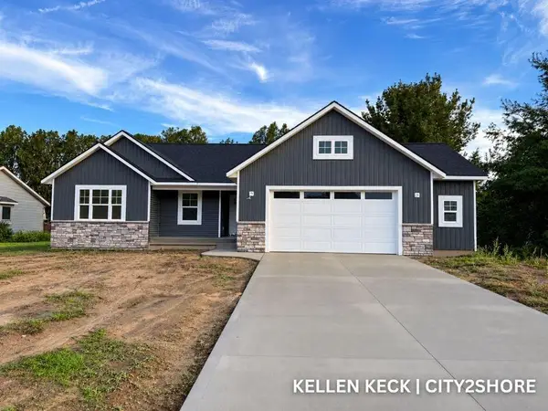 10351 Sara Mae Drive, Zeeland, MI 49464