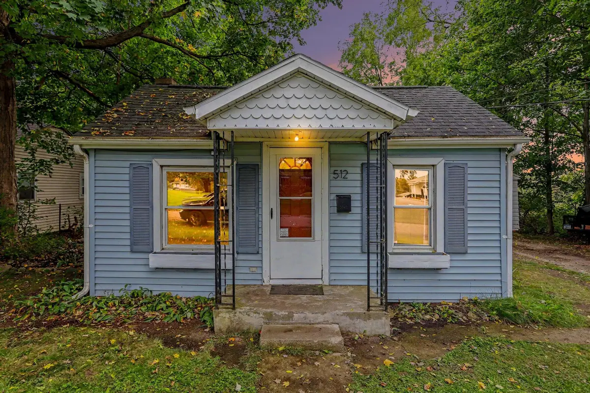 512 Washington Street, Marshall, MI 49068 - #1