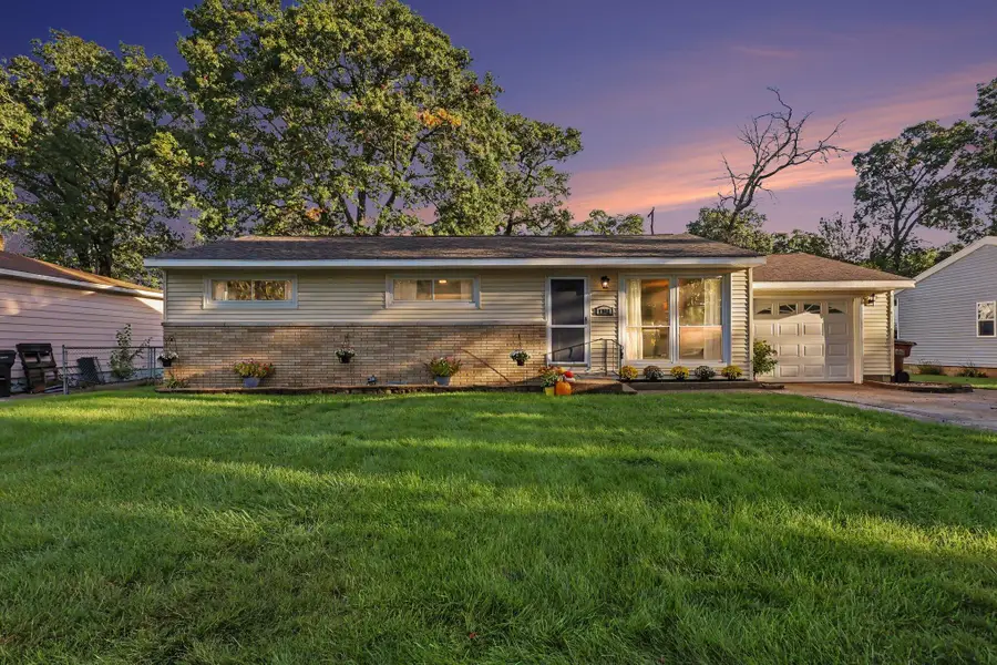 1702 Leif Avenue, Muskegon, MI 49441 - #2