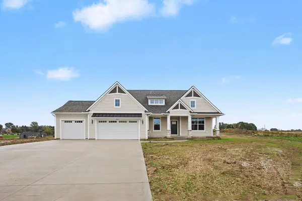 8524 Bosque Drive Se, Caledonia, MI 49316