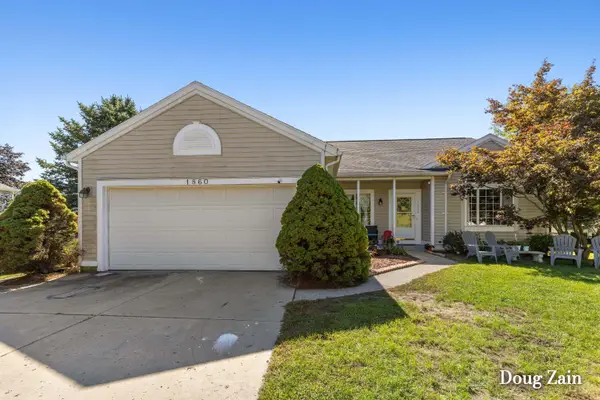 1860 Sandrel Drive Ne, Grand Rapids, MI 49505