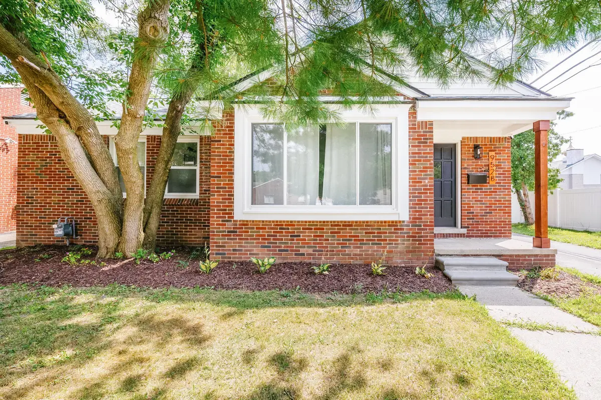 9528 Grayfield Avenue, Redford, MI 48239 - #1