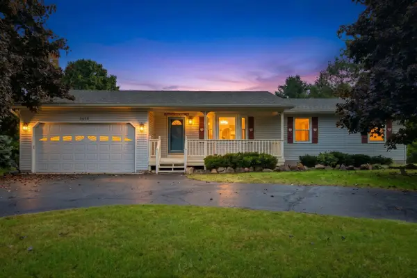 3458 Taggett Lake Drive, Highland, MI 48357