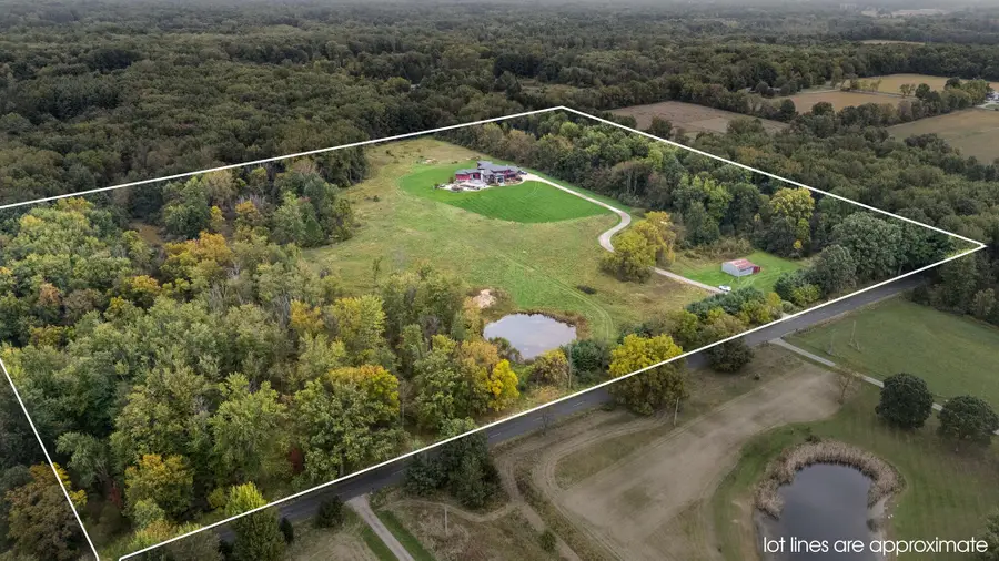 9717 E V Avenue, Vicksburg, MI 49097 - #3