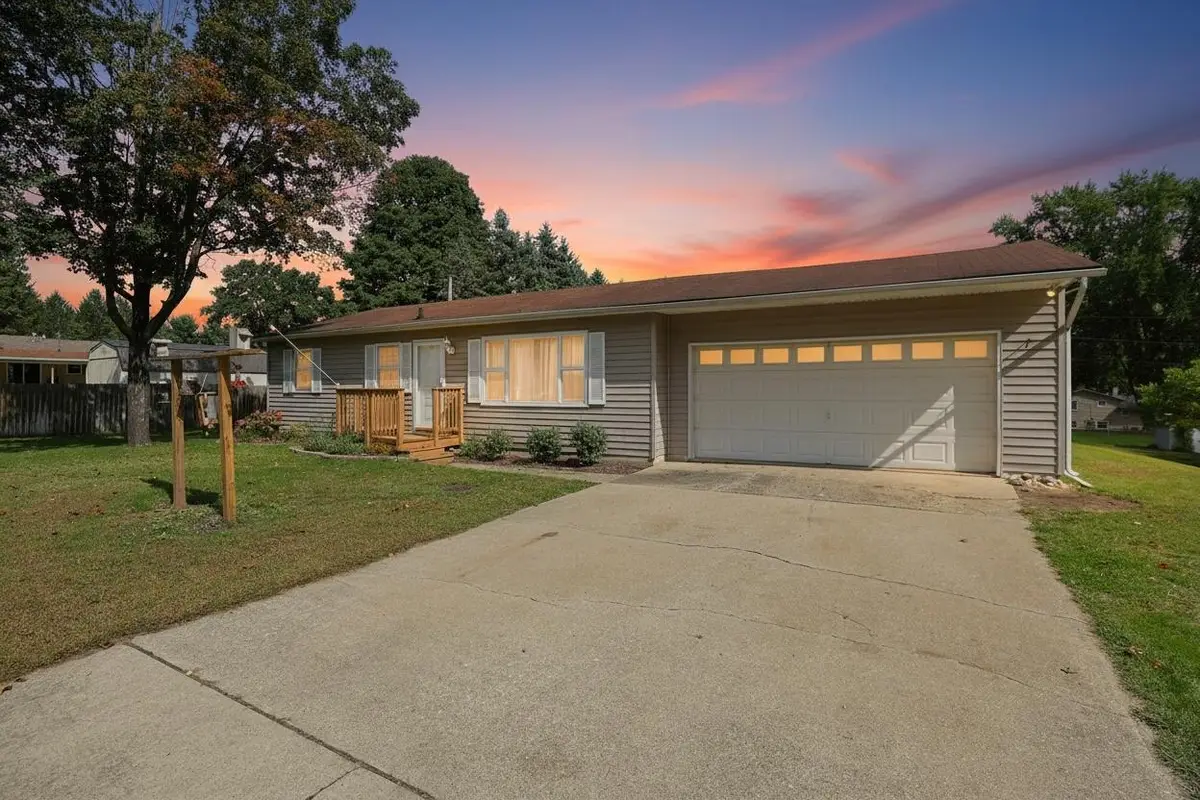 1319 Cedarhurst Road, Niles, MI 49120 - #1