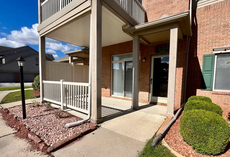 15745 Parkway Lane #1, Southgate, MI 48195 - #2