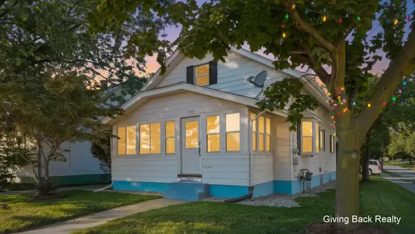 1503 Burton Street Sw, Wyoming, MI 49509