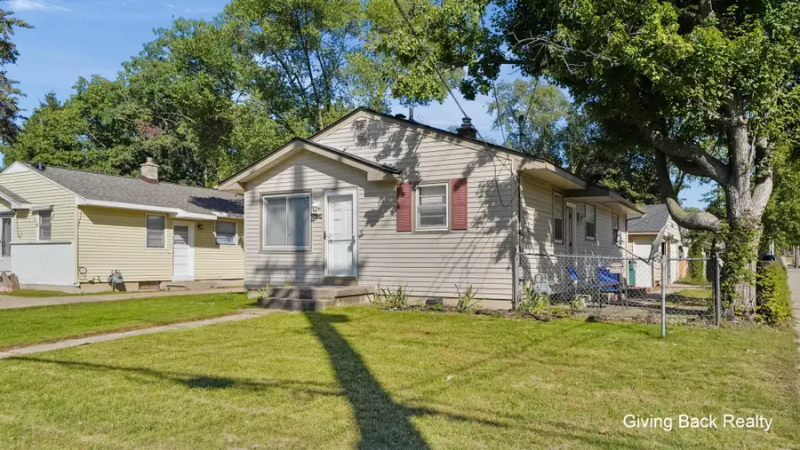 3392 Flamingo Avenue Sw, Wyoming, MI 49509 - #3