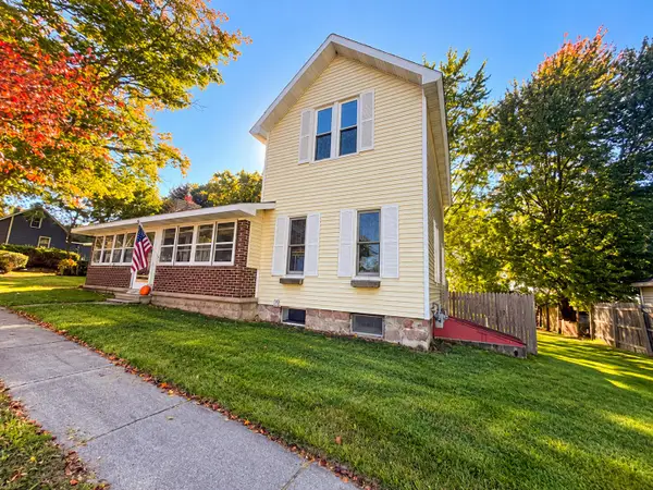 61 Probasco Street, Casnovia, MI 49318