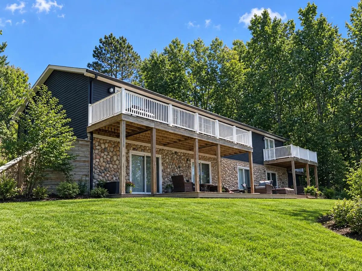1504 Devries Drive, Gladwin, MI 48624 - #1