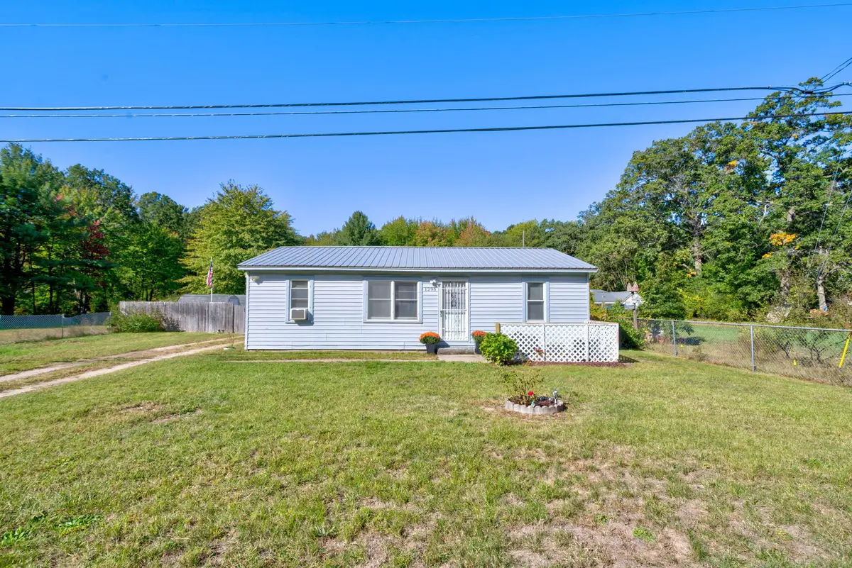 1295 S Brooks Road, Muskegon, MI 49442 - #1