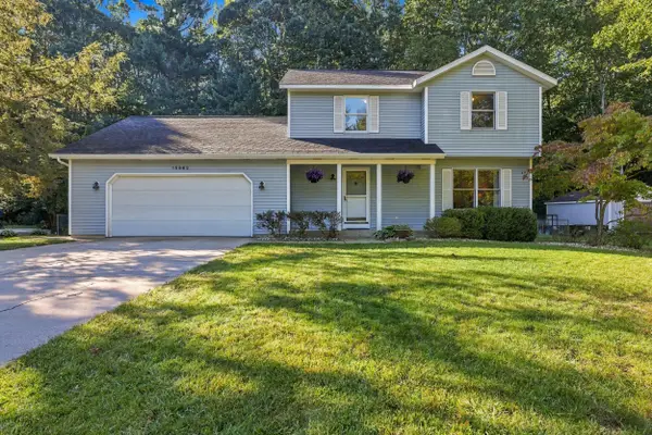 15362 Arborwood Drive, Grand Haven, MI 49417