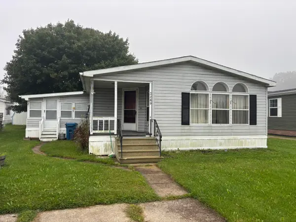 3289 Fallsmoor Street, Jackson, MI 49201