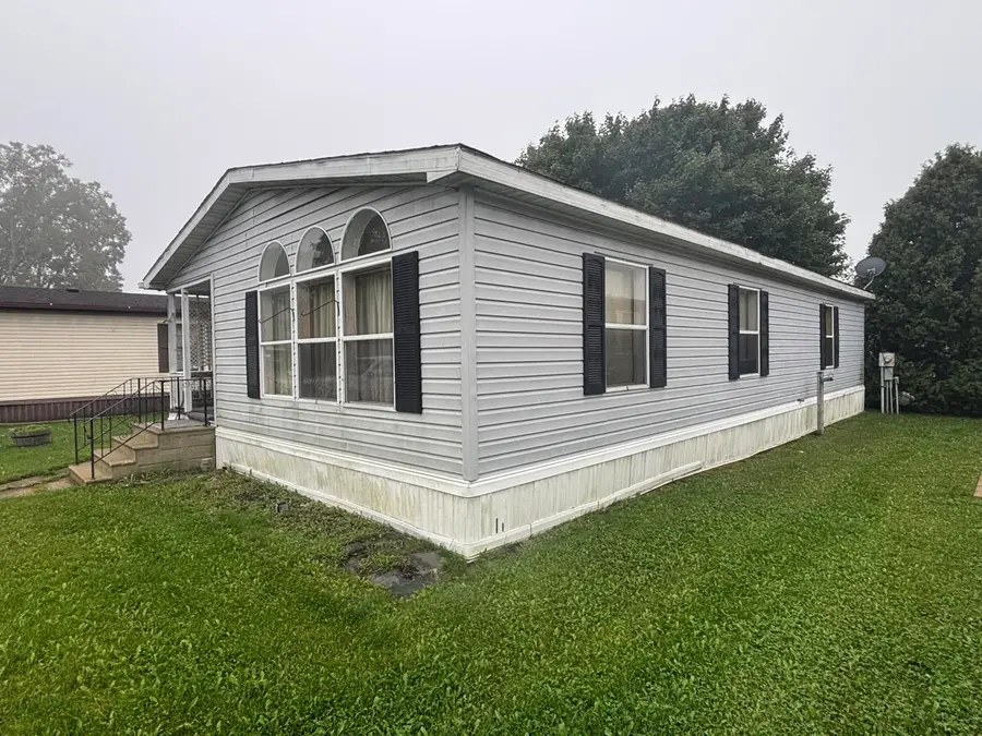 3289 Fallsmoor Street, Jackson, MI 49201 - #2