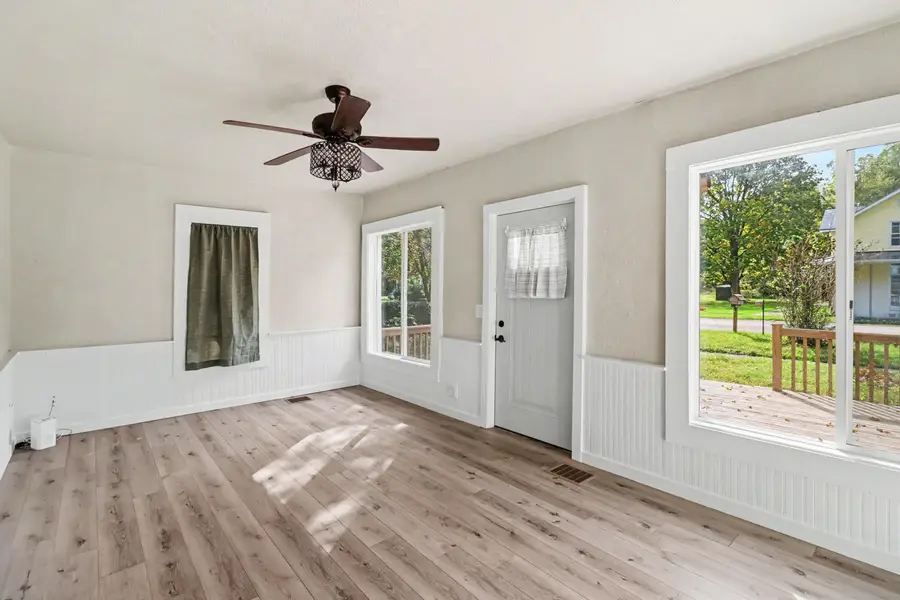 286 W Arbor Street, Marcellus, MI 49067 - #3