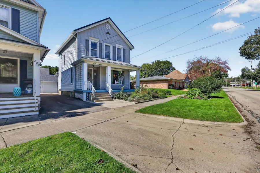 218 Exchange Street, Marshall, MI 49068 - #2