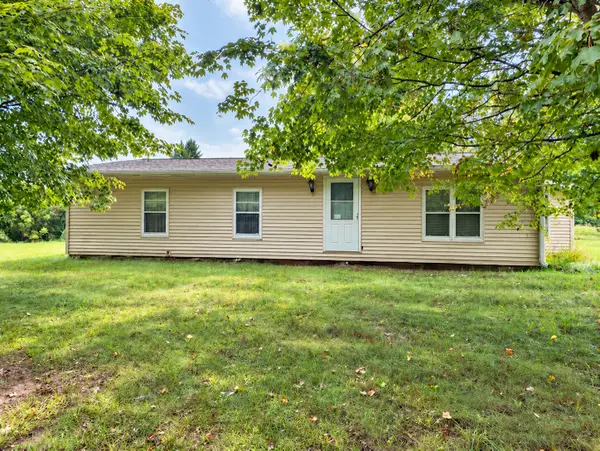 7860 W Wx Avenue, Schoolcraft, MI 49087