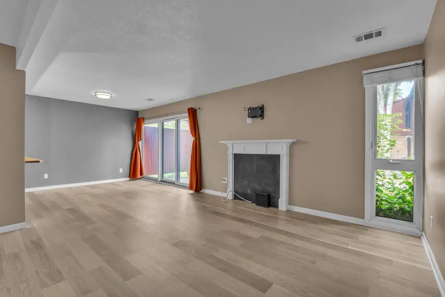 1801 Independence Boulevard #1A, Ann Arbor, MI 48104 - #2