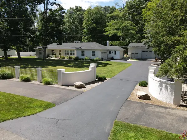 111 SW Maynard Avenue Sw, Grand Rapids, MI 49534