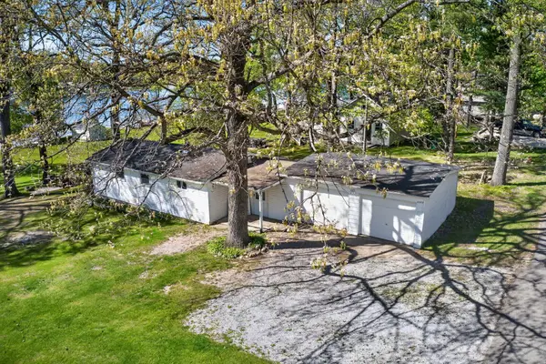 61472 W Donald Roadway W, Vandalia, MI 49095