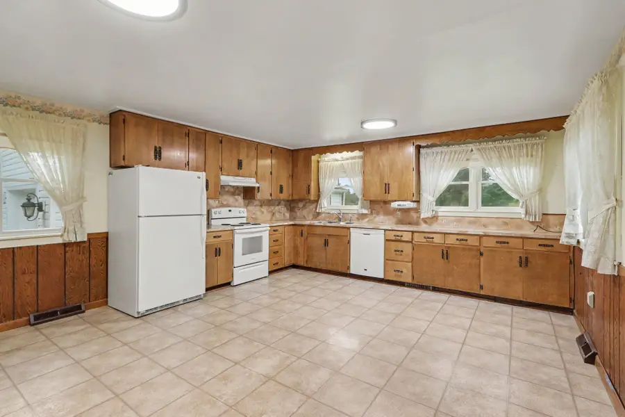6125 W Xy Avenue, Schoolcraft, MI 49087 - #2