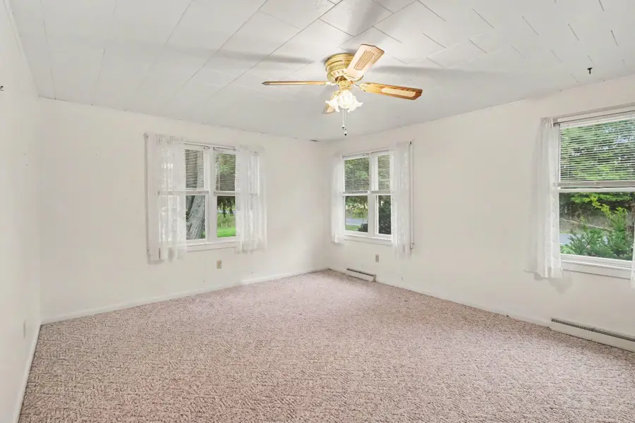 6125 W Xy Avenue, Schoolcraft, MI 49087 - #3