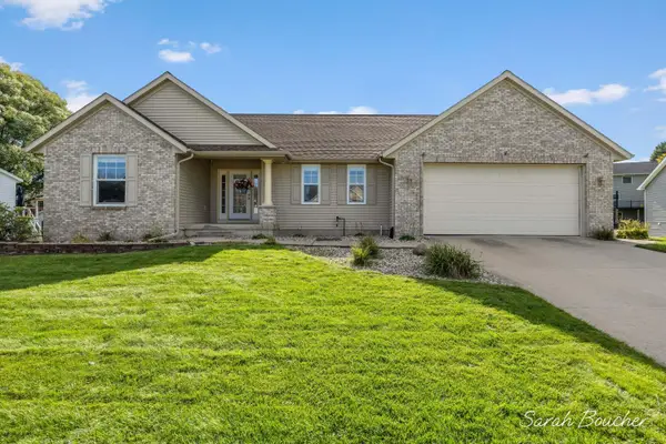 2482 Willow View Drive, Jenison, MI 49428