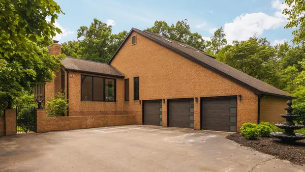 5900 Alber Road, Saline, MI 48176