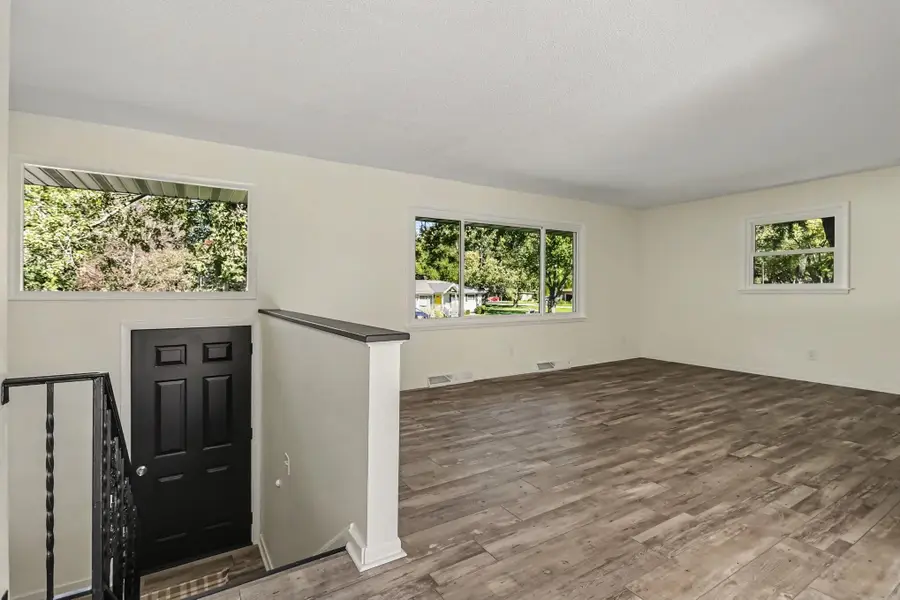 864 Ansley Drive, Saint Joseph, MI 49085 - #3