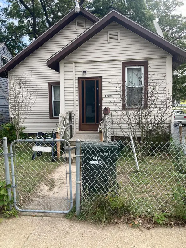 1786 Wood Street, Muskegon, MI 49442
