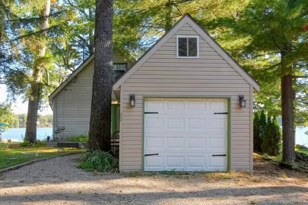 480 Lakewood Drive, Grass Lake, MI 49240
