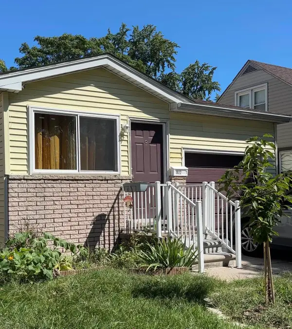 1922 Keppen Boulevard, Lincoln Park, MI 48146