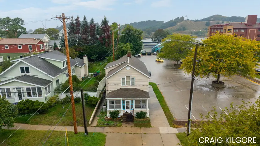 107 S 1st Street, Grand Haven, MI 49417 - #2