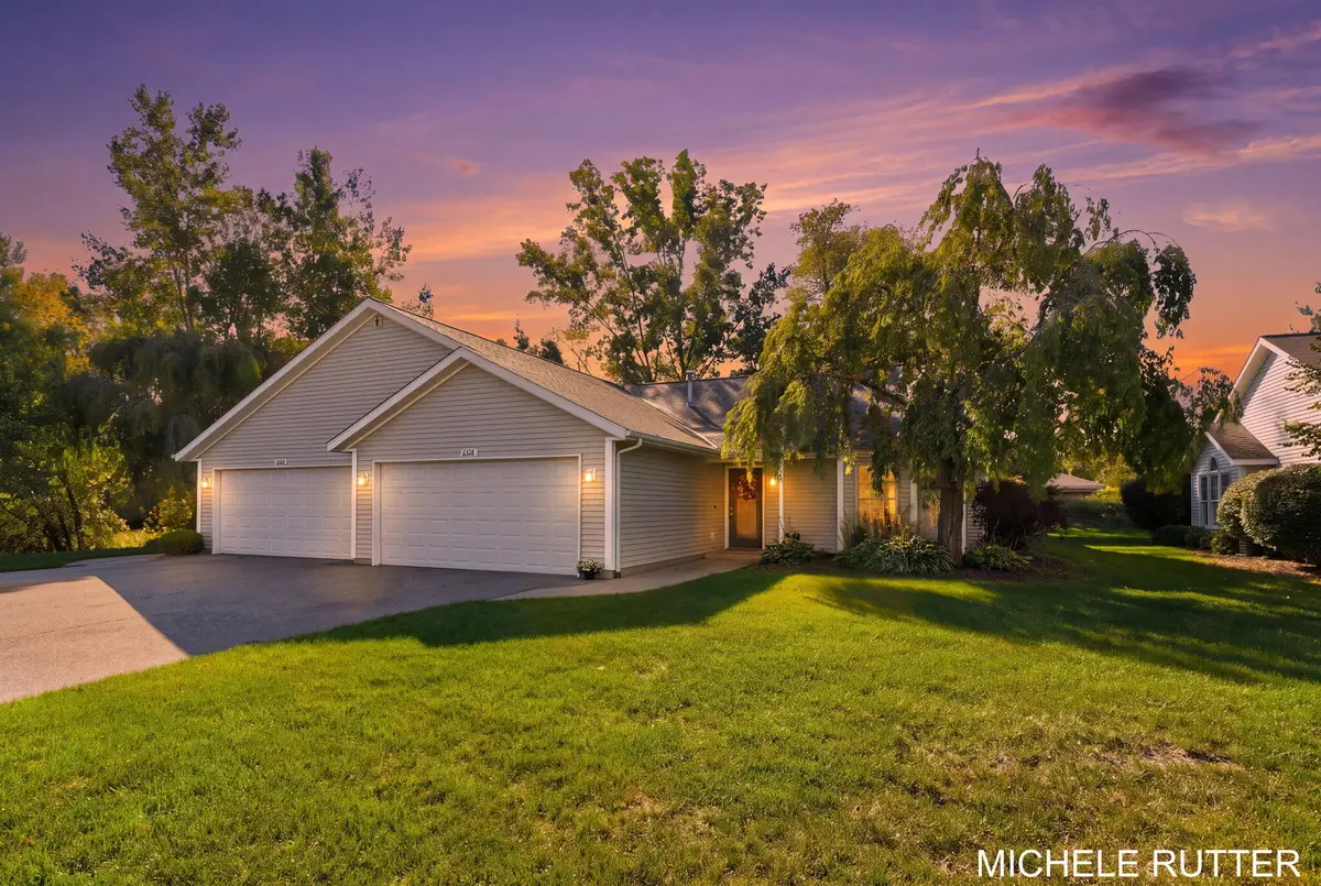 2902 Windswept Ct, Holland, MI 49424 - #1