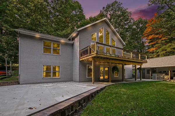 1385 W Shady Drive, Newaygo, MI 49337