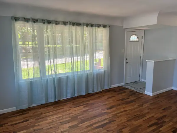 1324 N Waterloo Avenue, Jackson, MI 49202