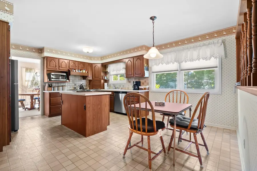 6314 Trotwood Street, Portage, MI 49024 - #2
