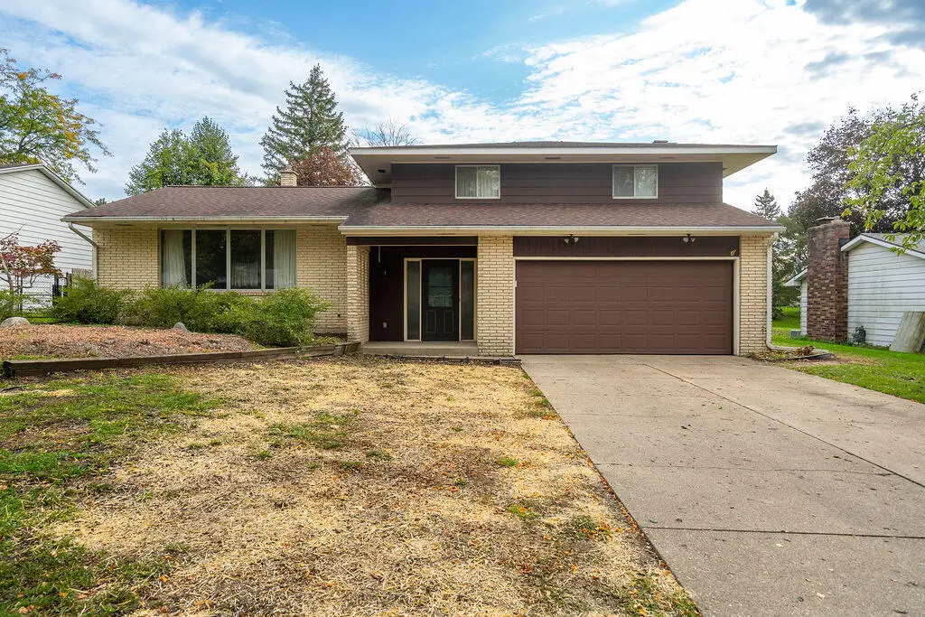 4156 Weymouth Drive Se, Grand Rapids, MI 49508 - #1