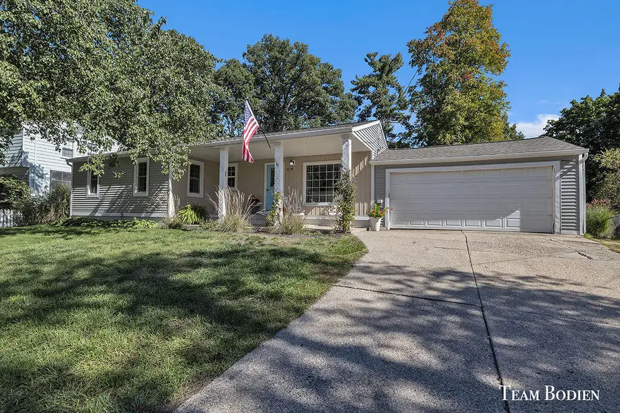 4598 Meryton Avenue Nw, Comstock Park, MI 49321 - #2