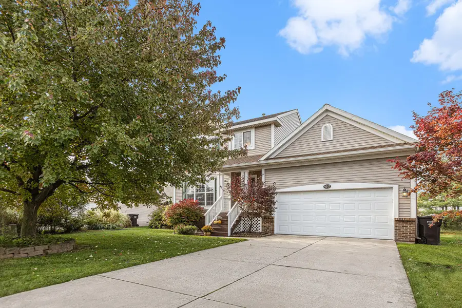 5647 E Grove Drive Se, Kentwood, MI 49512 - #2