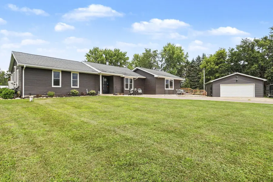 7590 W Wx Avenue, Schoolcraft, MI 49087 - #2