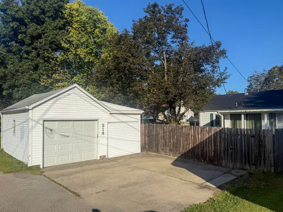 214 Bradley Street, Dowagiac, MI 49047 - #2